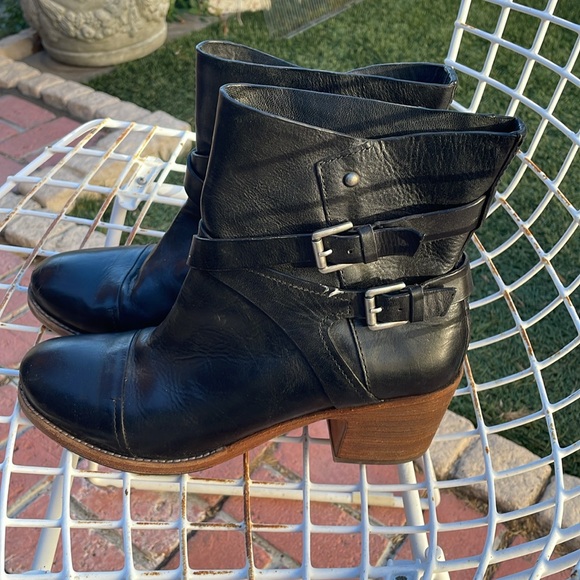 Sigerson Morrison black leather boots - Picture 3 of 5